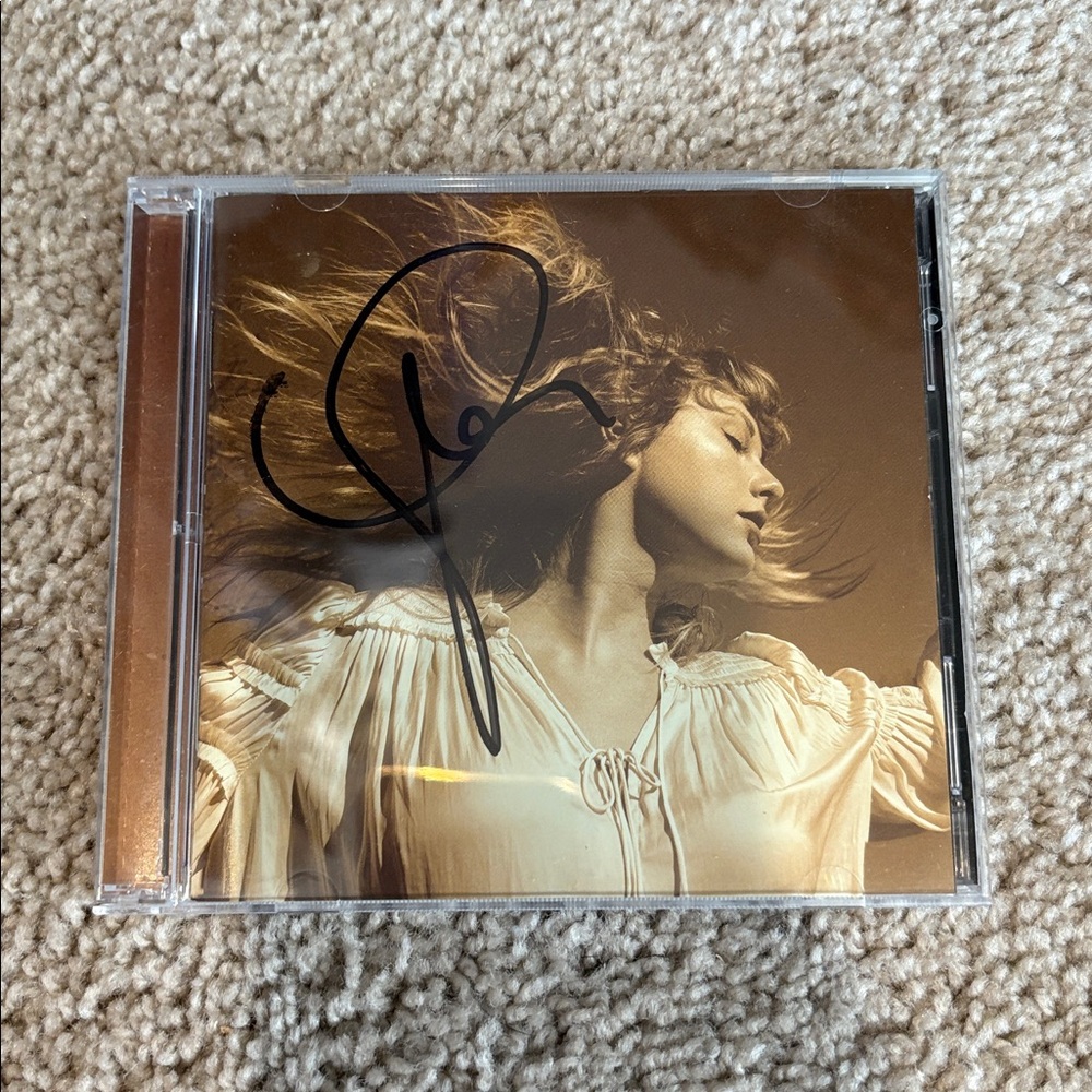 Signed Fearless Taylor’s Version